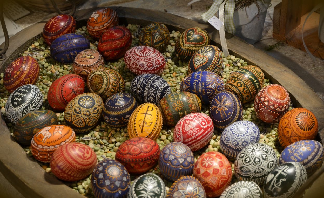 easter-eggs-599140