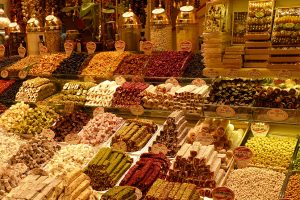 Turkish-market---Wedding-tourism-----turkish-culture---copyrights--pixabay
